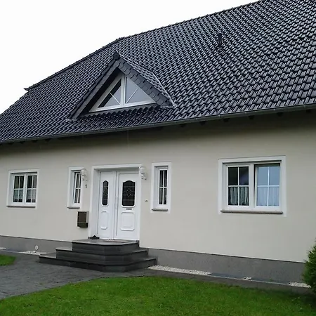 Ferienwohnung Zinn Rockeskyll Zimmer foto